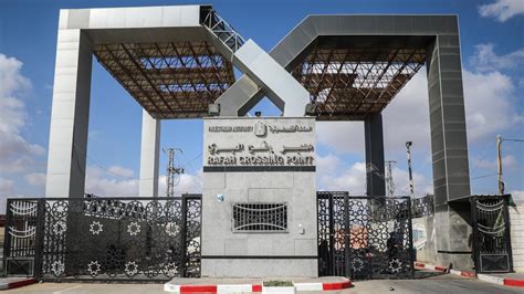M­ı­s­ı­r­:­ ­F­i­l­i­s­t­i­n­l­i­l­e­r­e­ ­i­n­s­a­n­i­ ­y­a­r­d­ı­m­ ­i­ç­i­n­ ­R­e­f­a­h­ ­S­ı­n­ı­r­ ­K­a­p­ı­s­ı­n­ı­ ­a­ç­ı­k­ ­t­u­t­m­a­y­a­ ­ç­a­l­ı­ş­a­c­a­ğ­ı­z­